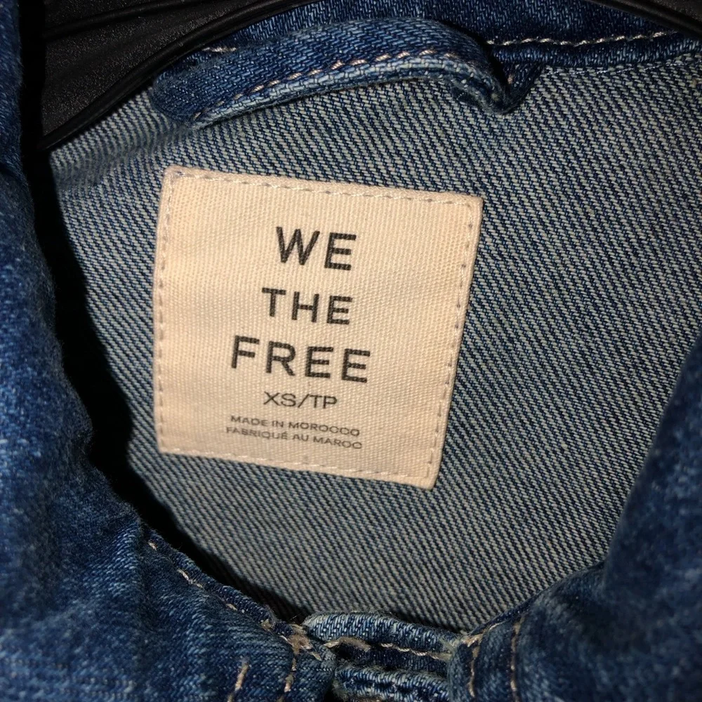 New Free People We The Free Madison City Embroidered Denim Jacket Chore Coat XS - Picture 7 of 11